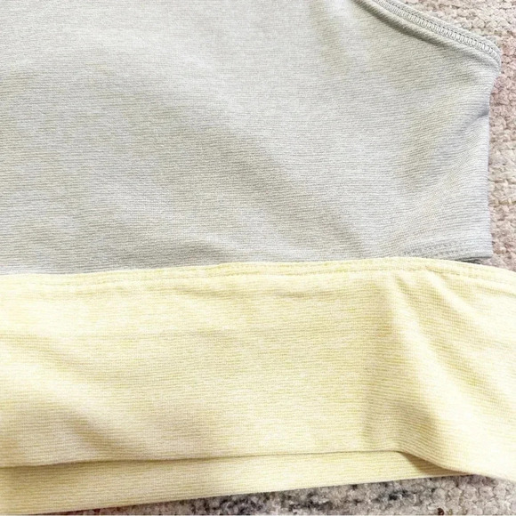 Outdoor Voices• Slash back crop top SZ small - Picture 3 of 7